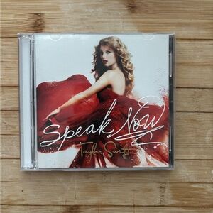 Taylor Swift Speak Now Deluxe Target Edition CD